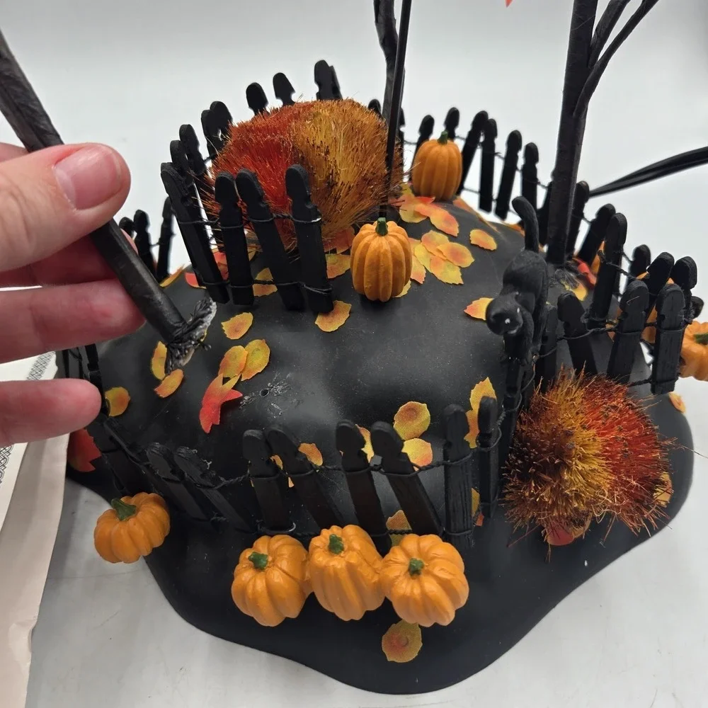 Department 56 Halloween Series Up Up & Away Witch Animated #52711 Display Decor
